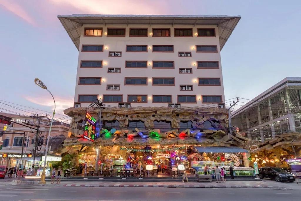 Tiger Complex By Eyg Hotel Patong Ngoại thất bức ảnh