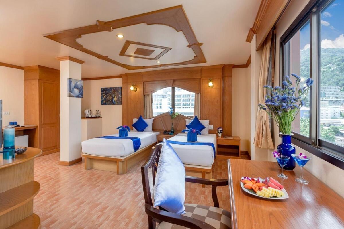 Tiger Complex By Eyg Hotel Patong Ngoại thất bức ảnh