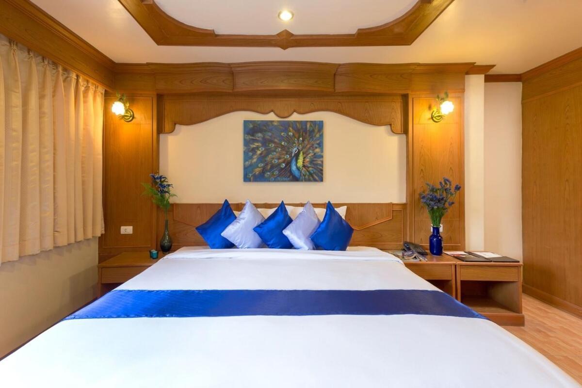 Tiger Complex By Eyg Hotel Patong Ngoại thất bức ảnh